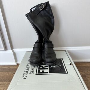 Frye Veronica Slouch Size 7 with box